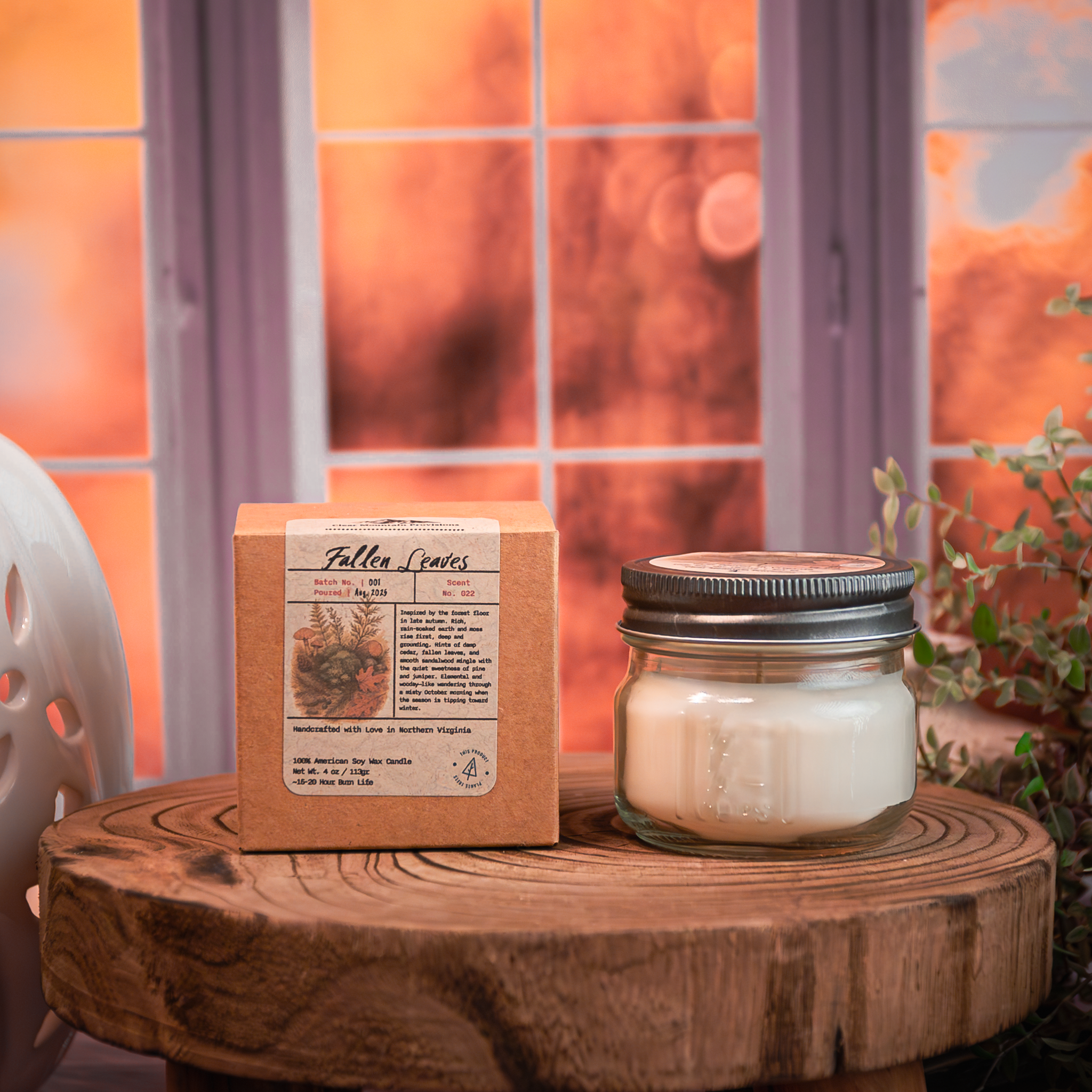 Nature-inspired candle with grounding woodsy scent – Fallen Leaves